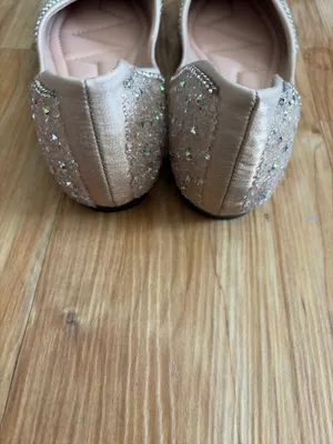 sparkly pointed-toe flat shoes featuring an elegant rhinestone-embellished bow thumbnail 3