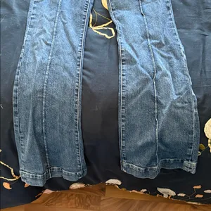 GAP Women's Medium Blue Denim Flare Jeans thumbnail 2