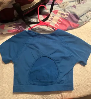 Blue gym top Size M thumbnail 2