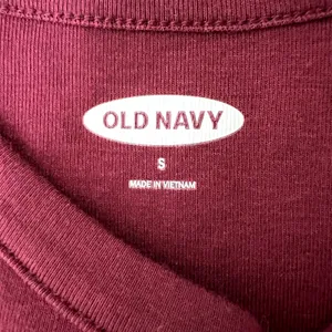 Old Navy Maroon Tank Top thumbnail 5