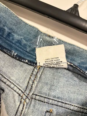 Vintage GUESS by Georges Marciano Two-Tone Jeans from the late 80s or early 90s. thumbnail 10