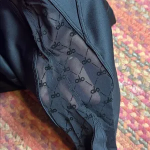 Nwot Alo Airlift Celeste Black Mesh Crop Leggings thumbnail 7