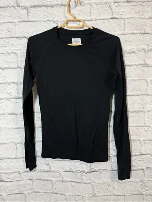 Athleta Black Long-Sleeve Crewneck Performance Tee, XS thumbnail 1