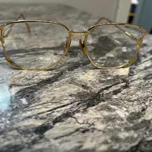 Elegant Gold Frame Glasses thumbnail 10