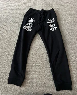 Nike sweatpants size small thumbnail 1