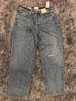 🌺New Universal Thread Mid Rise 90’S Baggy Jeans Size 8🌺 thumbnail 2