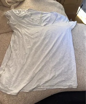 Lululemon shirt thumbnail 1