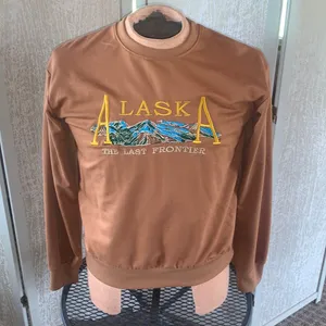 Romwe Alaska crewneck thumbnail 1