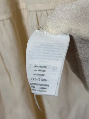 Madewell Tiered Button Back Top Size Medium Blouse Cream Business Casual thumbnail 8