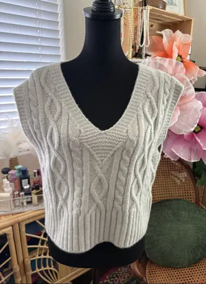 Zara Gray Chunky Cable Knit Classic Preppy Eclectic Grandpa Sweater Vest thumbnail 1