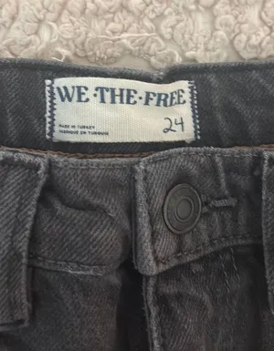 baggy mid rise straight leg jeans thumbnail 4