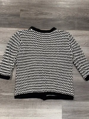 Cabi Coco Women’s Cardigan Sweater Black & White Waffle Knit Button Size Medium thumbnail 7