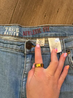 Levi's men’s jeans thumbnail 6