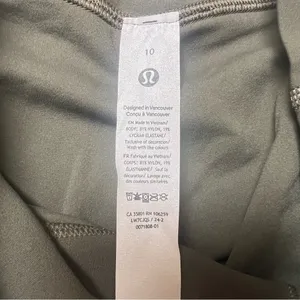 NWT Lululemon Align High Rise Short 4” Army Green Women’s Shorts Size 10 thumbnail 7