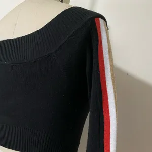 LF Cropped Off the shoulder Sweater thumbnail 10