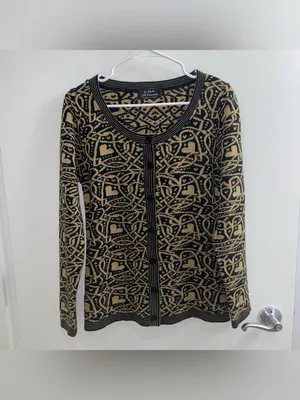 La Moda Del Momento Made in Italy Black Tan Heart Knit Button Cardigan Sweater thumbnail 2