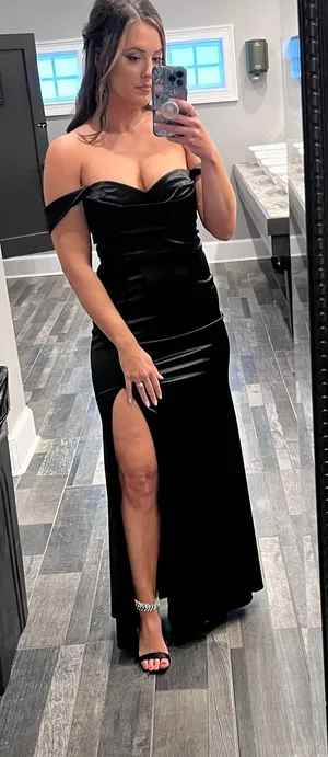 Lulus Formal Dress thumbnail 2