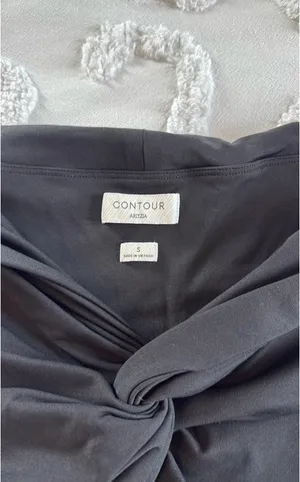 aritzia contour long sleeve thumbnail 3