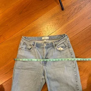Abercrombie & Fitch Curve Love low rise baggy Jeans size 29 thumbnail 9