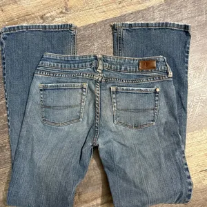 Y2K B Huntington blue bootcut jeans with‎ distressed details thumbnail 4