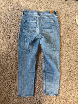 American Eagle Mom Jeans thumbnail 2