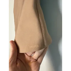 SKIMS Body Core Sculpt Waist Cincher Nude Tan Sienna Sz S thumbnail 4