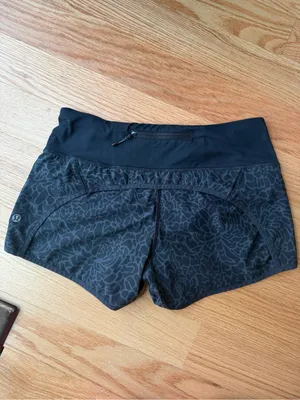 Lululemon Run Times Short 4-Way Stretch Petal Camo Black Size 4 thumbnail 3