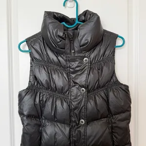 Prana Milly Quilted Puffer Vest Size Small Down Insulated Full Zip Black thumbnail 2