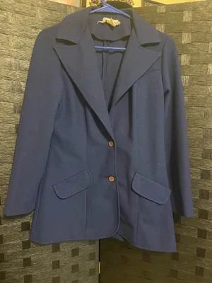 Vintage Queen Casuals 1970s Blazer Women’s Navy Blue Gold Accent Statement Piece thumbnail 2