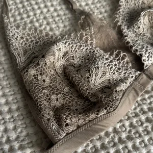 Elegant Lace Bralette in Brown thumbnail 2