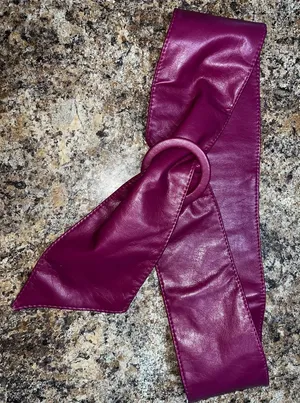 Magenta, vintage leather belt no stretch length 41.5 thumbnail 1