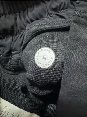 Lululemon Black Camo Hotty Hot Shorts thumbnail 5