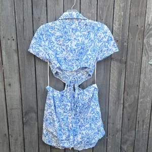 Olivaceous Blue and White Floral Mini Dress Size M thumbnail 5