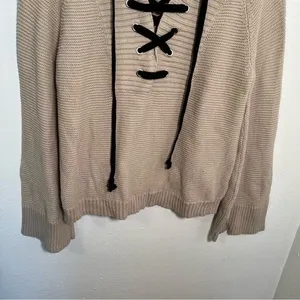 Marled Reunited Women's Sz Medium Lace Up V-Neck Sweater Beige Black Wide Sleeve thumbnail 3