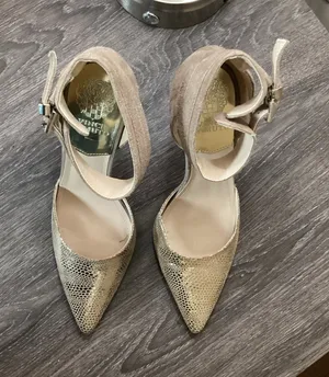 Vince Camuto Gigia Pointed Toe Ankle Strap Pumps Size 8M thumbnail 1