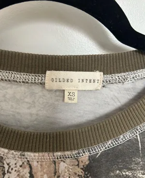 Gilded Intent Camp cropped long sleeve thumbnail 2