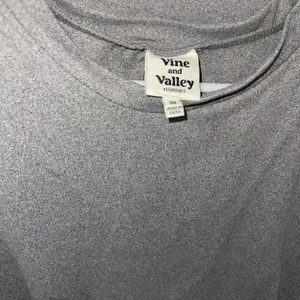 NWT Gray Two-Piece Lounge or Pajama Set by Vine & Valley Essentials Sz 3X/Medium thumbnail 4