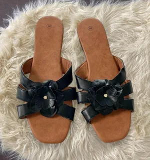 Source Unknown Early 2000's Boho Floral Coquette Black Faux Leather Sandals US 9 thumbnail 1