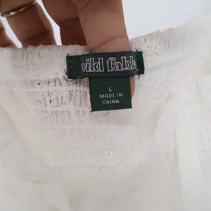Wild Fable White Eyelet Puff Sleeve Corset Crop Top Large Smocked Back Cotton thumbnail 2