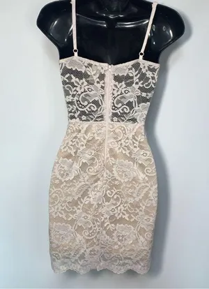 Windsor Women's Glamour Lace Sleeveless Mini Bodycon Dress Beige Size XS thumbnail 4