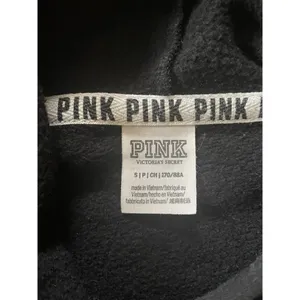 Victoria'S Secret Pink Cropped Hoodie Velvet Logo Long Sleeve Black Sz S thumbnail 2