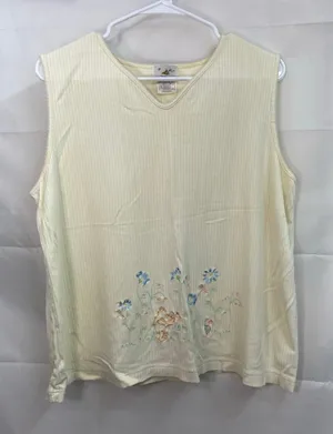 Vintage Disney Store cream embroidered Winnie the Pooh ribbed lace‎ casual top thumbnail 1