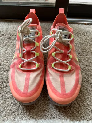 Nike Vapormax Shoes thumbnail 2