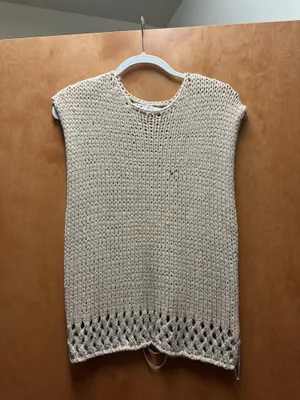 Zara knit tank top knit tank top sweater, open back detail thumbnail 1