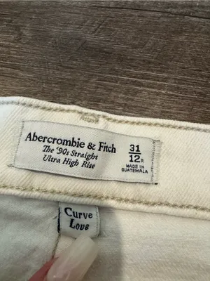 Abercrombie & Fitch ‘90s Straight Ultra High Rise White Denim Jeans thumbnail 3