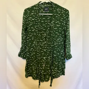 Anthropologie Maeve Green Cloud Novelty Print Tie‎ Front Blouse Size Small thumbnail 3