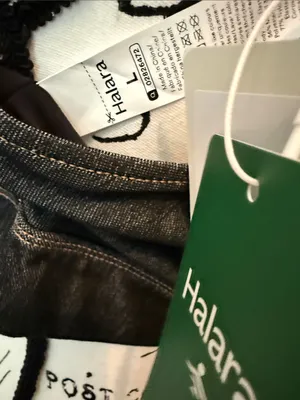 HALARA Black Denim-Inspired Crop Tank thumbnail 3