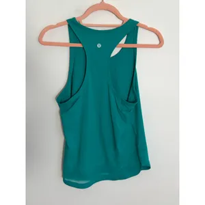 Lululemon Emerald Green Razor back tank size 4 thumbnail 2