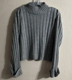 Gray Ribbed Women's Sweater Size S/M Size M thumbnail 1