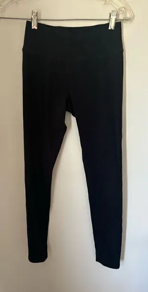 Offline by Aerie OG Black Legging Regular Rise Size Small 30" Inseam thumbnail 1